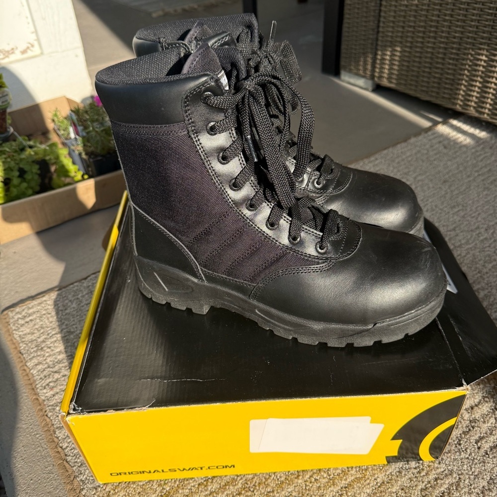 NEW Original SWAT Tactical Classic 9" Composite Toe Side-Zip Boots - RETAIL:$147